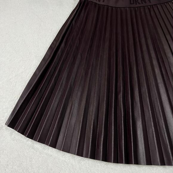 DKNY Women's Bordeaux dark academia accordion pleated mini skirt NWT - Picture 3 of 13